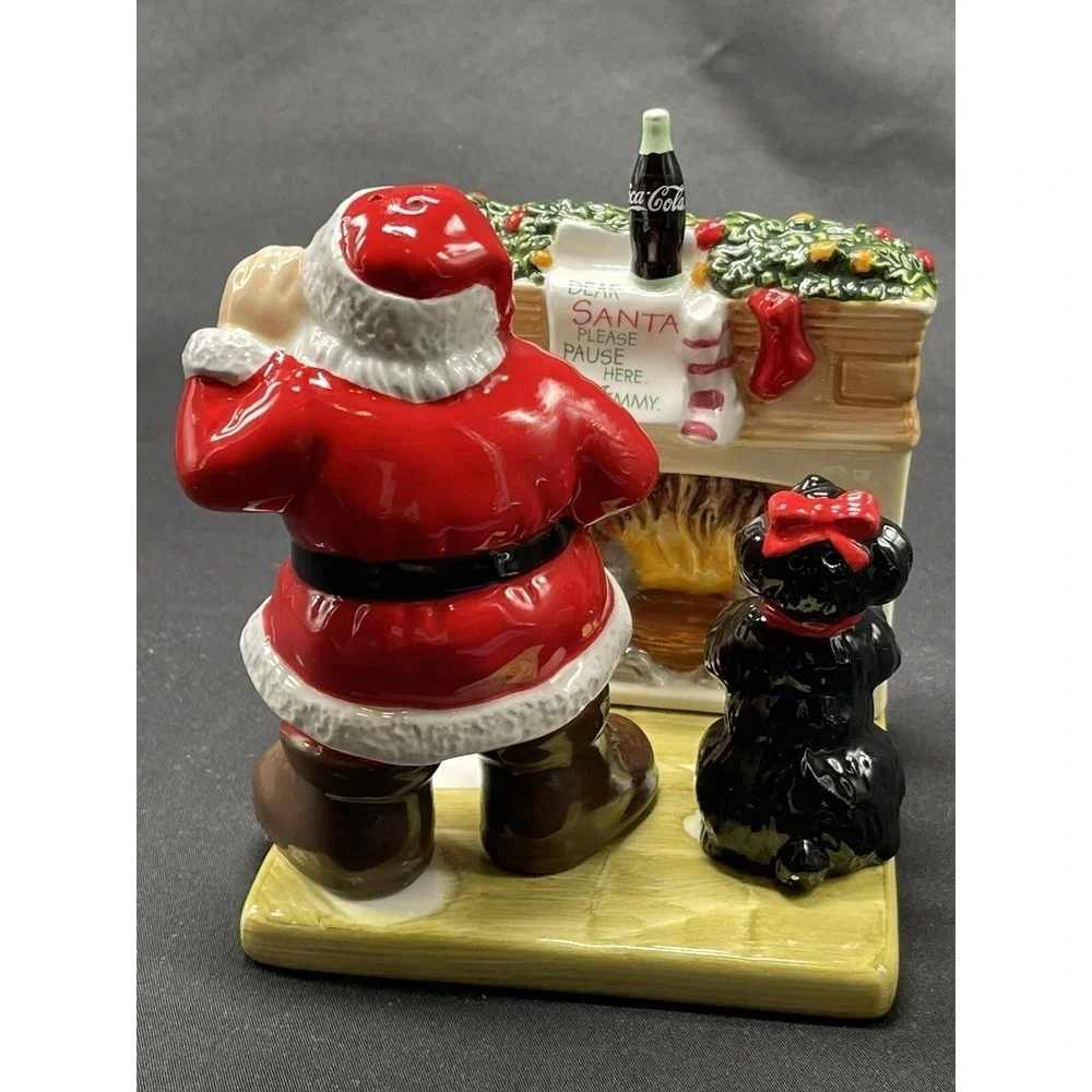 Coca Cola Salt/Pepper Shakers Santa & Dog Collectible Christmas Decor 2002
